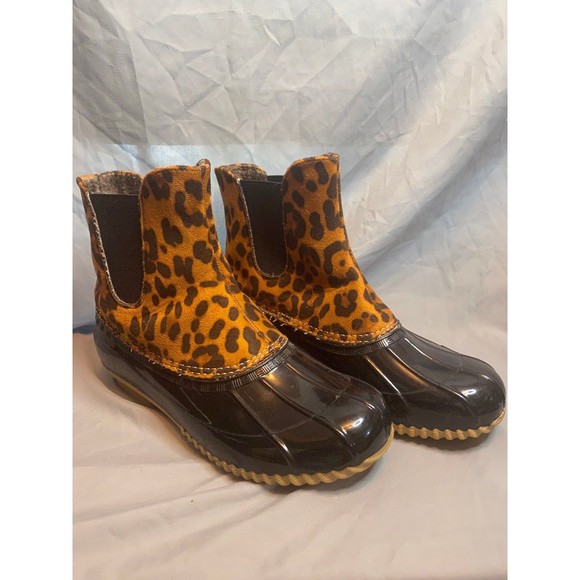 Shoes - Leopard Print Duck Boots